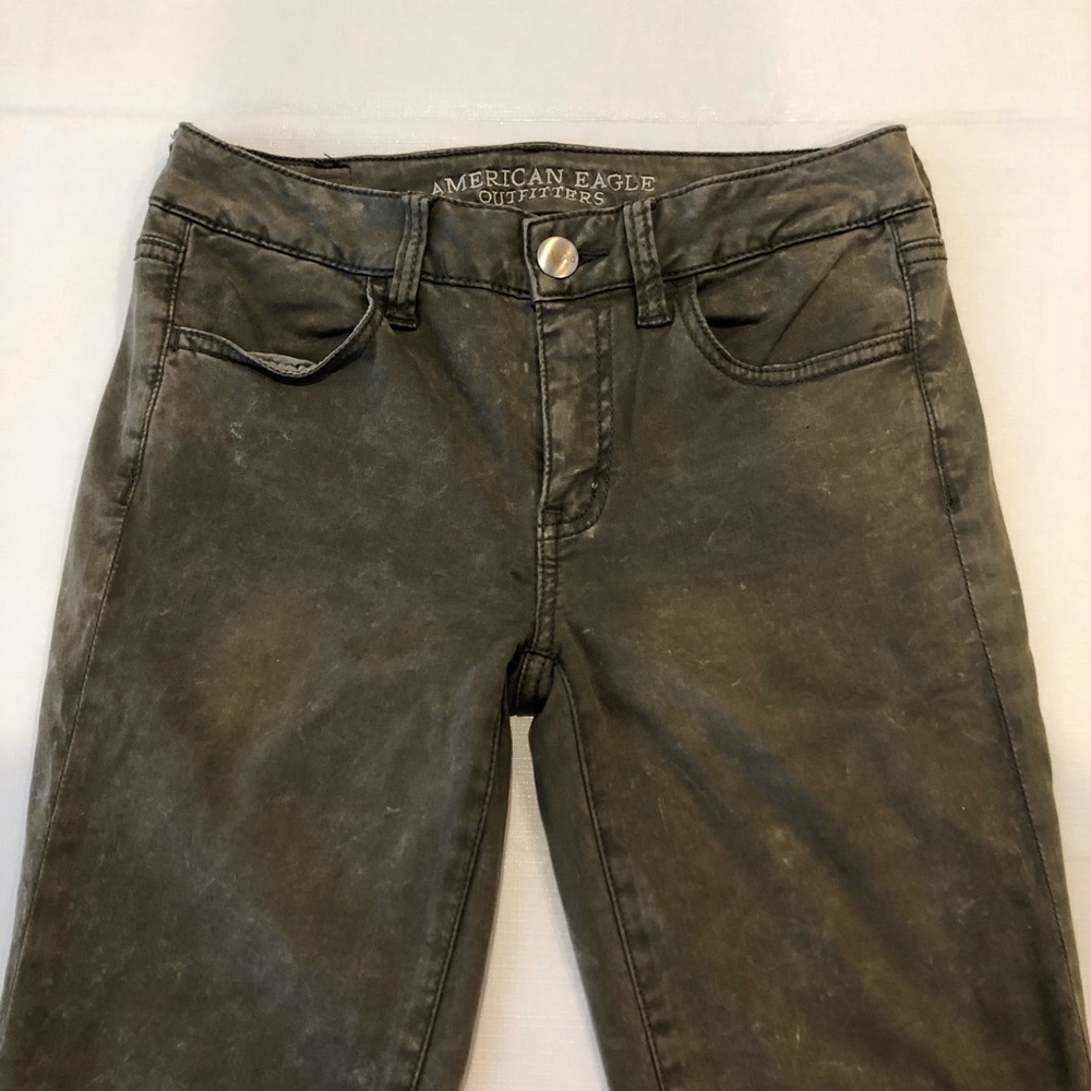 Olive green American Eagle Crop Jegging